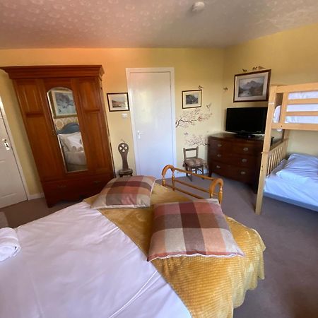 Bosta B&B Инвернес Екстериор снимка